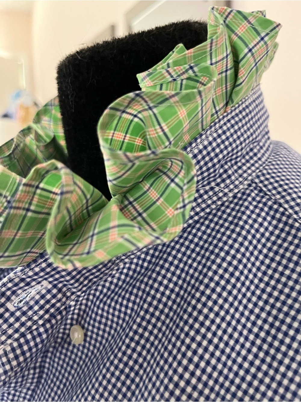 Upcycled Ralph Lauren Navy and White Micro-Check Button-Down Ruffle Collar - Picture 4 of 6